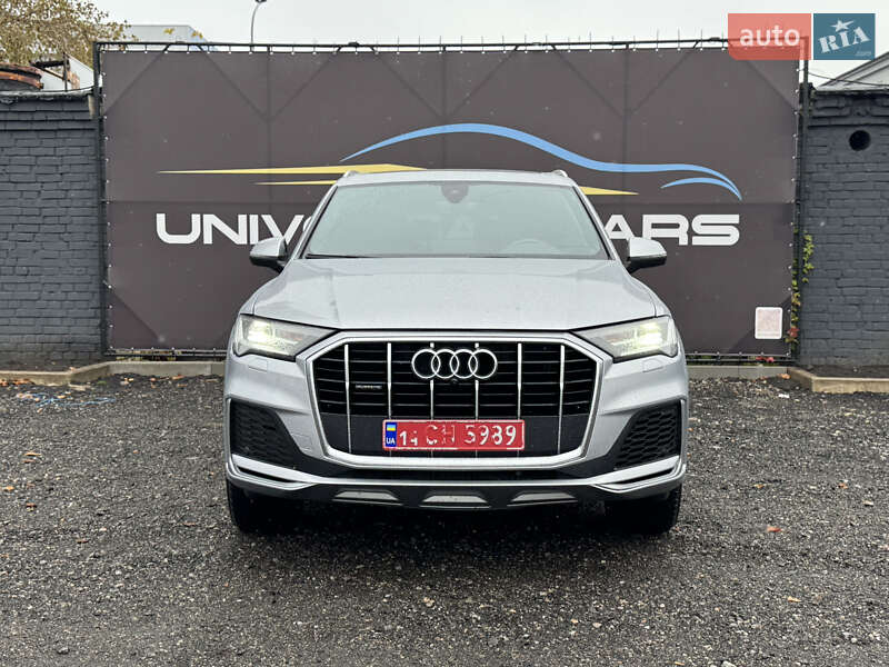 Позашляховик / Кросовер Audi Q7 2017 в Києві