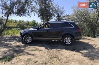 Внедорожник / Кроссовер Audi Q7 2007 в Никополе
