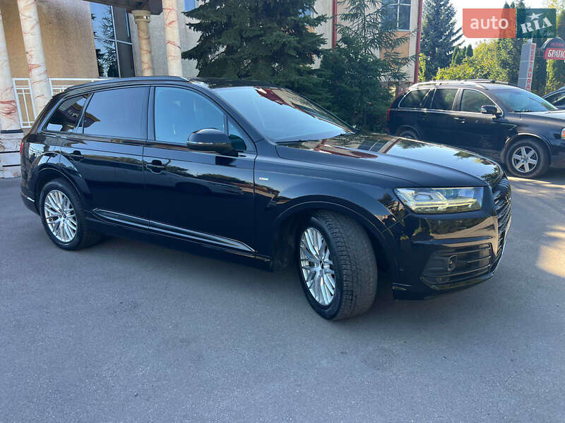 Внедорожник / Кроссовер Audi Q7 2017 в Тернополе