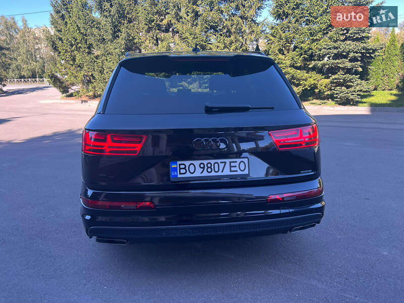 Внедорожник / Кроссовер Audi Q7 2017 в Тернополе