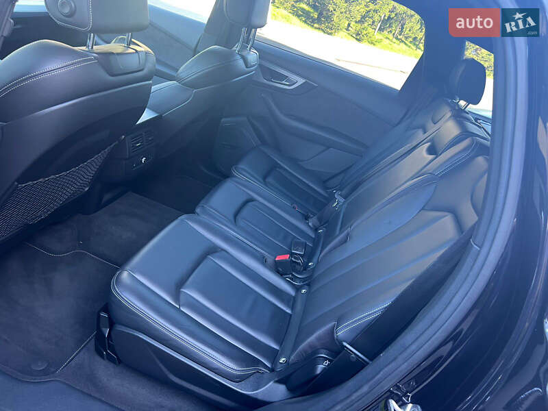 Внедорожник / Кроссовер Audi Q7 2017 в Тернополе