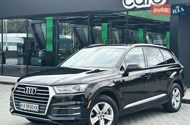 Позашляховик / Кросовер Audi Q7 2017 в 