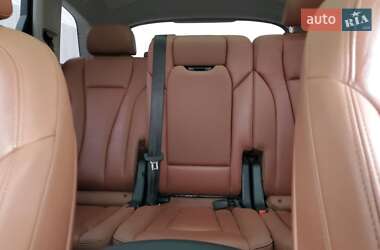 Позашляховик / Кросовер Audi Q7 2020 в 