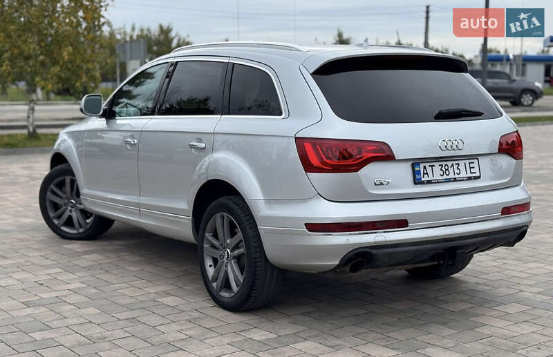 Позашляховик / Кросовер Audi Q7 2011 в Івано-Франківську