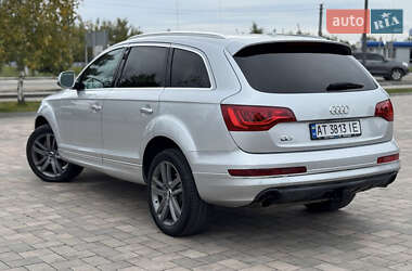 Позашляховик / Кросовер Audi Q7 2011 в 