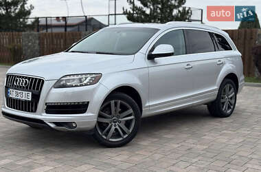 Позашляховик / Кросовер Audi Q7 2011 в 