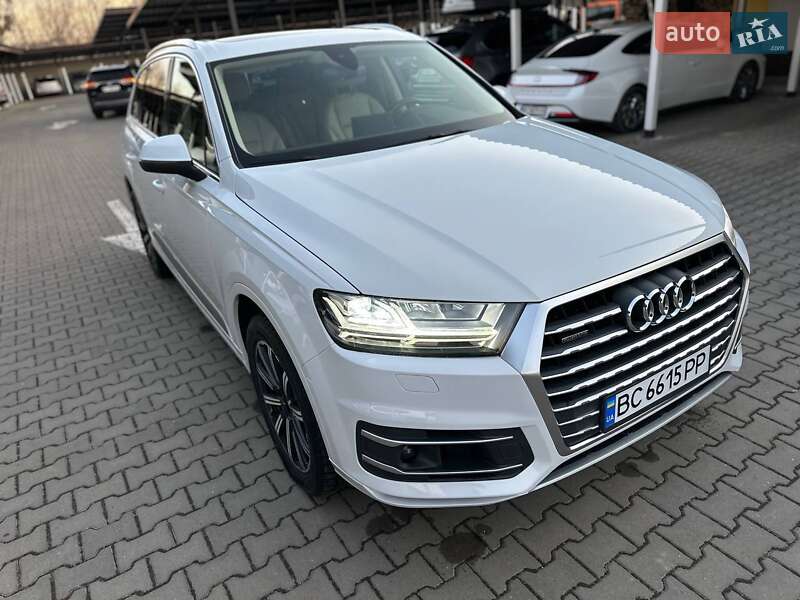 Внедорожник / Кроссовер Audi Q7 2016 в Львове
