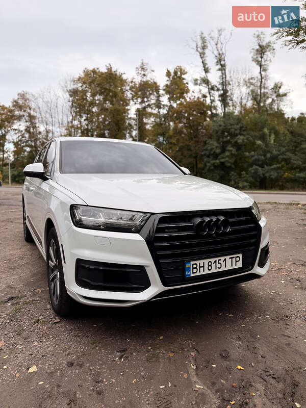 Audi Q7 2016