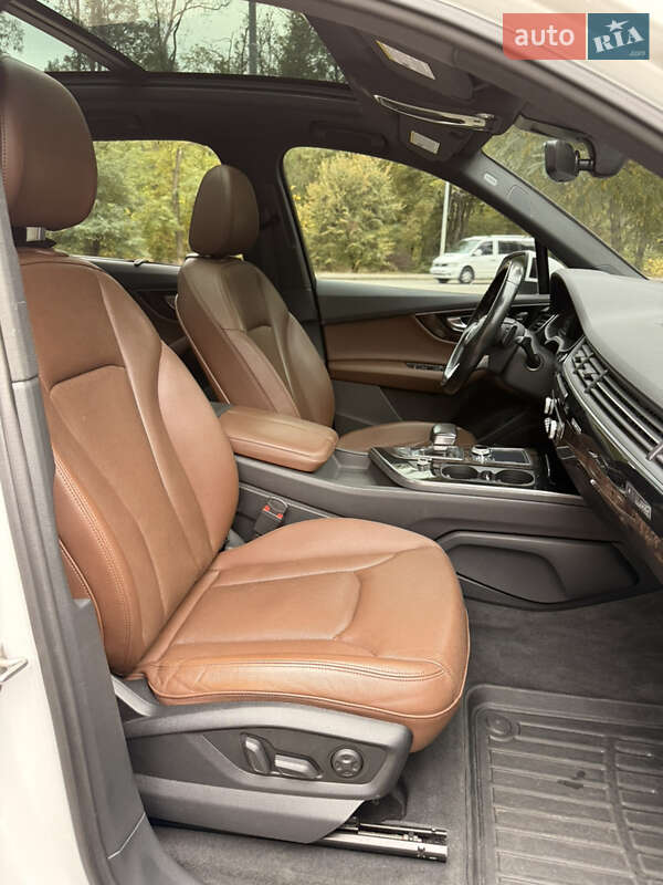 Внедорожник / Кроссовер Audi Q7 2016 в Одессе фото 15 Внедорожник / Кроссовер Audi Q7 2016 в Одессе