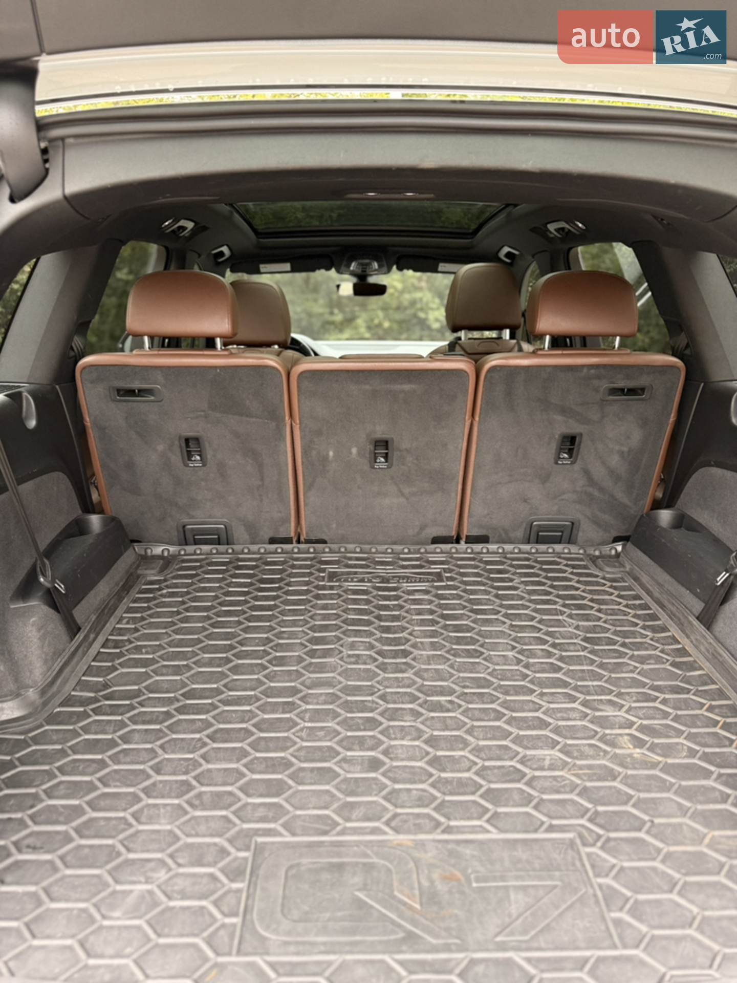 2016 Audi Q7 - мініатюра 18