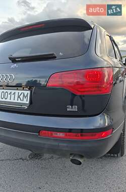 Позашляховик / Кросовер Audi Q7 2007 в 