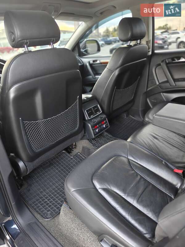 Позашляховик / Кросовер Audi Q7 2007 в Дніпрі