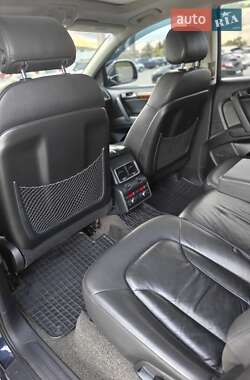 Позашляховик / Кросовер Audi Q7 2007 в 