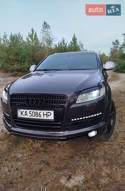 Позашляховик / Кросовер Audi Q7 2006 в 