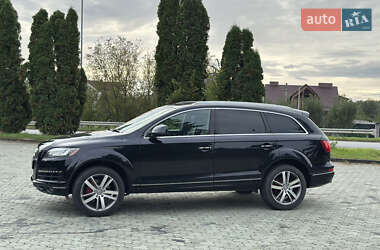 Позашляховик / Кросовер Audi Q7 2012 в 