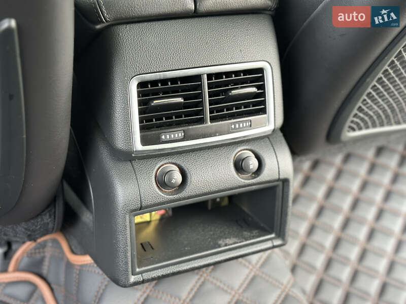 Внедорожник / Кроссовер Audi Q7 2012 в Львове