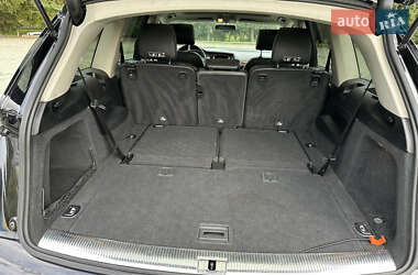 Позашляховик / Кросовер Audi Q7 2012 в 
