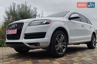 Позашляховик / Кросовер Audi Q7 2015 в 