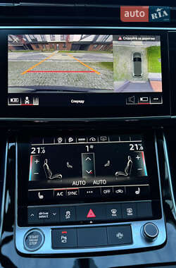 Внедорожник / Кроссовер Audi Q7 2022 в 