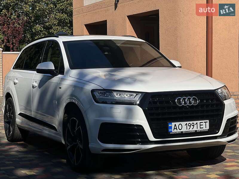 Внедорожник / Кроссовер Audi Q7 2019 в Мукачево