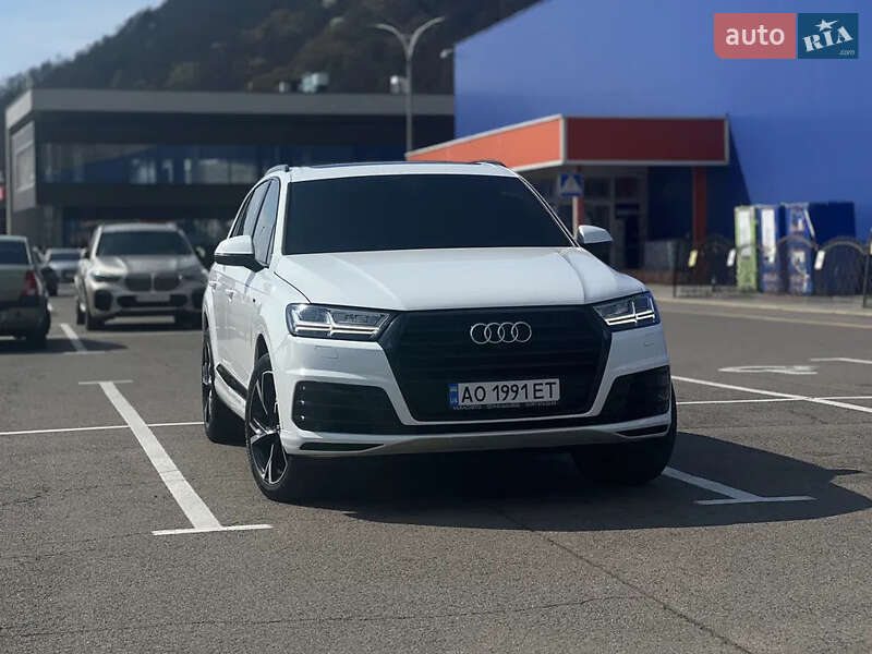 Внедорожник / Кроссовер Audi Q7 2019 в Мукачево