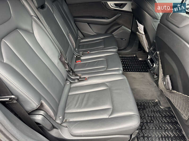 Внедорожник / Кроссовер Audi Q7 2016 в Ивано-Франковске