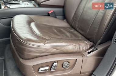 Позашляховик / Кросовер Audi Q7 2015 в 