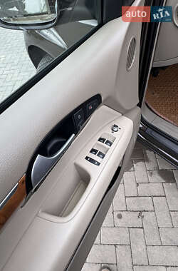 Позашляховик / Кросовер Audi Q7 2013 в 