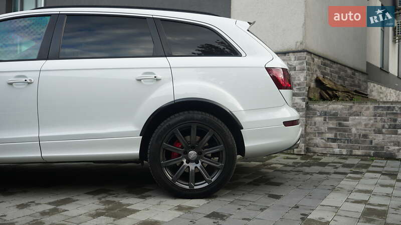 Внедорожник / Кроссовер Audi Q7 2013 в Львове
