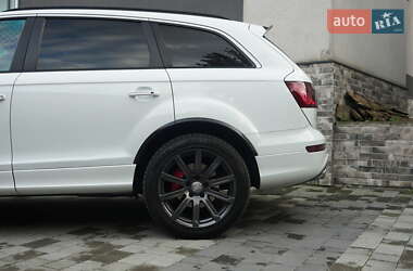 Внедорожник / Кроссовер Audi Q7 2013 в 