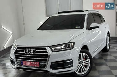 Внедорожник / Кроссовер Audi Q7 2018 в 