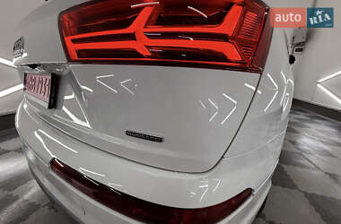 Внедорожник / Кроссовер Audi Q7 2018 в 