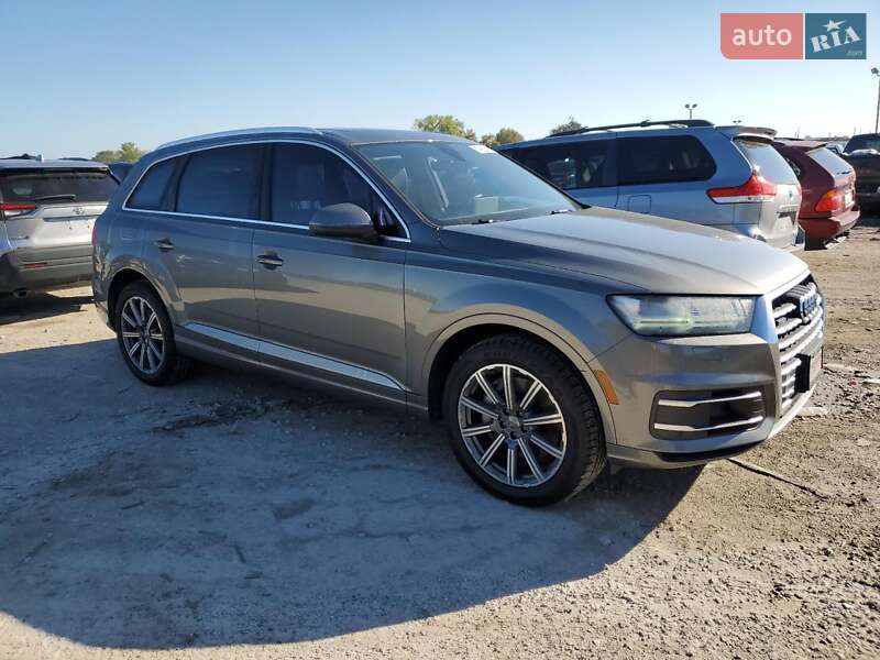 Позашляховик / Кросовер Audi Q7 2016 в Вінниці