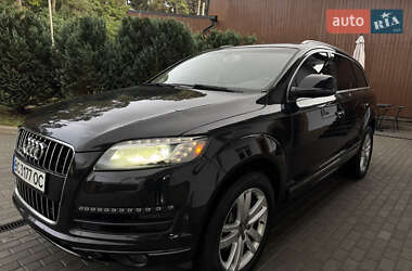 Позашляховик / Кросовер Audi Q7 2010 в 