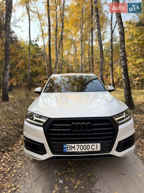 Позашляховик / Кросовер Audi Q7 2017 в Полтаві