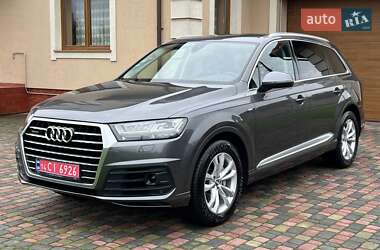 Внедорожник / Кроссовер Audi Q7 2019 в 
