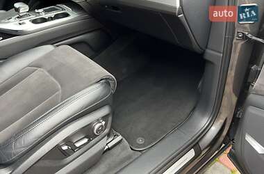 Внедорожник / Кроссовер Audi Q7 2019 в 