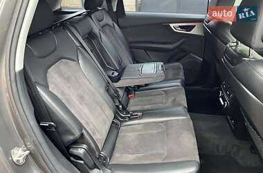 Внедорожник / Кроссовер Audi Q7 2019 в 
