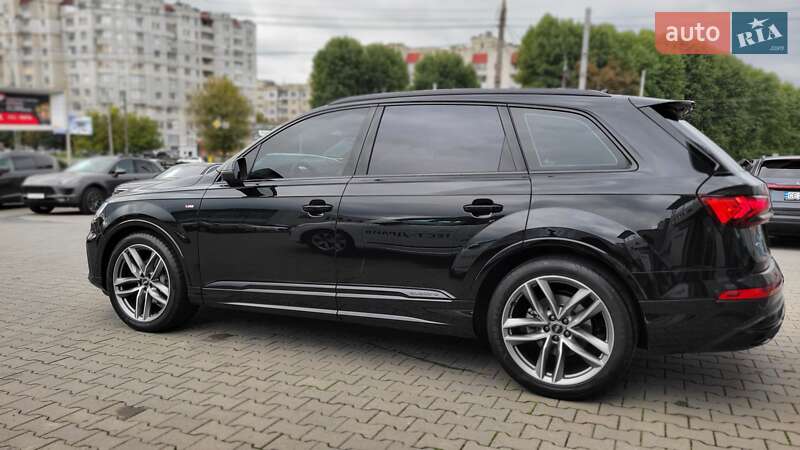 Позашляховик / Кросовер Audi Q7 2023 в Хмельницькому