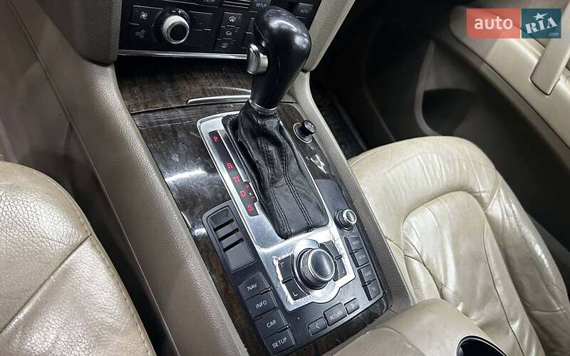 Позашляховик / Кросовер Audi Q7 2007 в Чернівцях