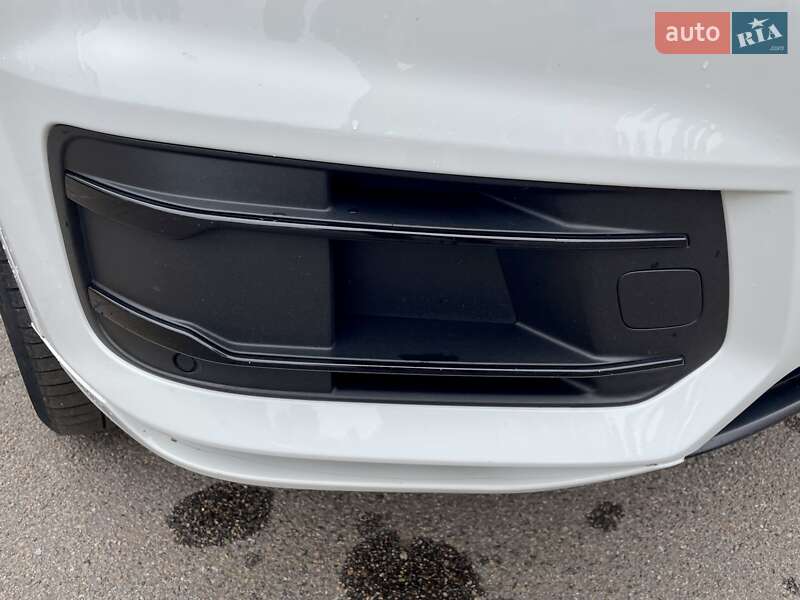 Внедорожник / Кроссовер Audi Q7 2019 в Киеве