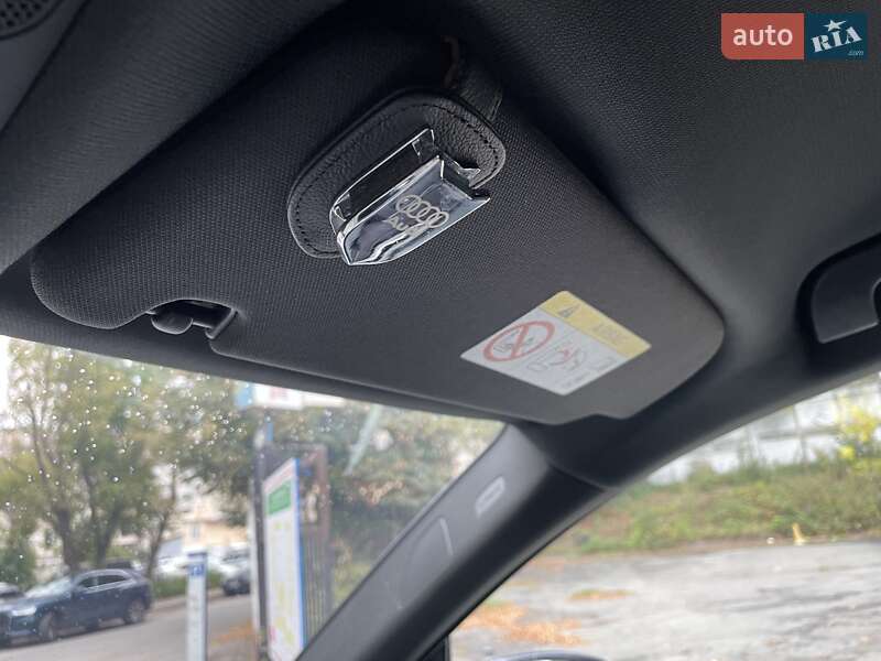 Внедорожник / Кроссовер Audi Q7 2019 в Киеве