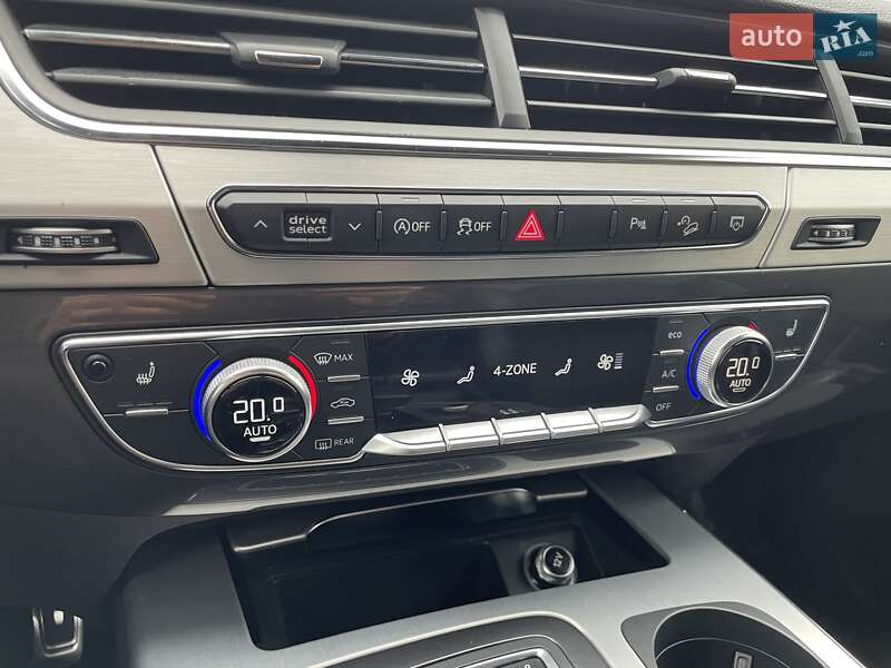 Внедорожник / Кроссовер Audi Q7 2019 в Киеве