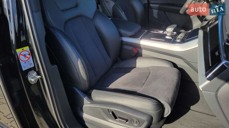 Позашляховик / Кросовер Audi Q7 2023 в Хмельницькому