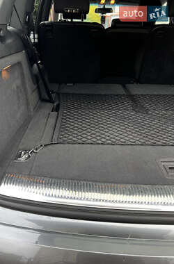 Позашляховик / Кросовер Audi Q7 2008 в 