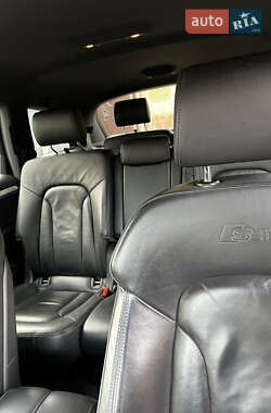 Позашляховик / Кросовер Audi Q7 2008 в 