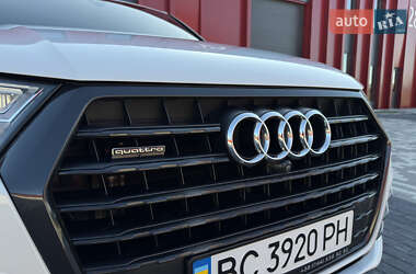 Позашляховик / Кросовер Audi Q7 2017 в 