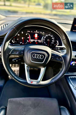 Позашляховик / Кросовер Audi Q7 2016 в 