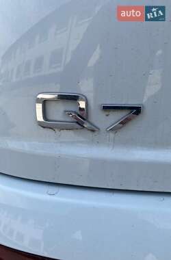 Внедорожник / Кроссовер Audi Q7 2018 в 