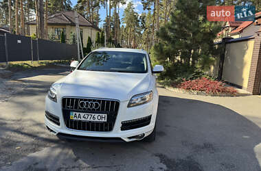 Внедорожник / Кроссовер Audi Q7 2013 в 